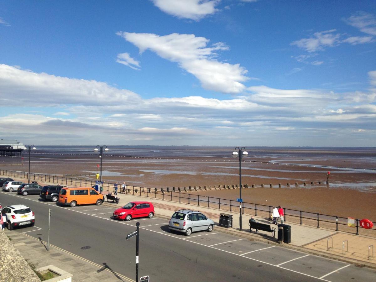 Lovely Little Flat By The Sea In Cleethorpes Eksteriør bilde
